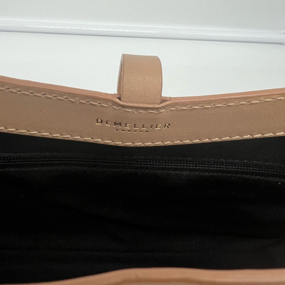 NWT DEMELLIER N10 The Tokyo Light Tan Smooth Leather Handcrafted Shoulder Bag - Picture 16 of 17